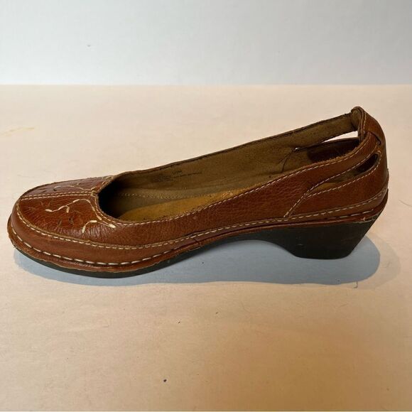 Naturalizer Women's Loafers Shelton Brown Embroidered Leather Size 10M - Picture 3 of 8